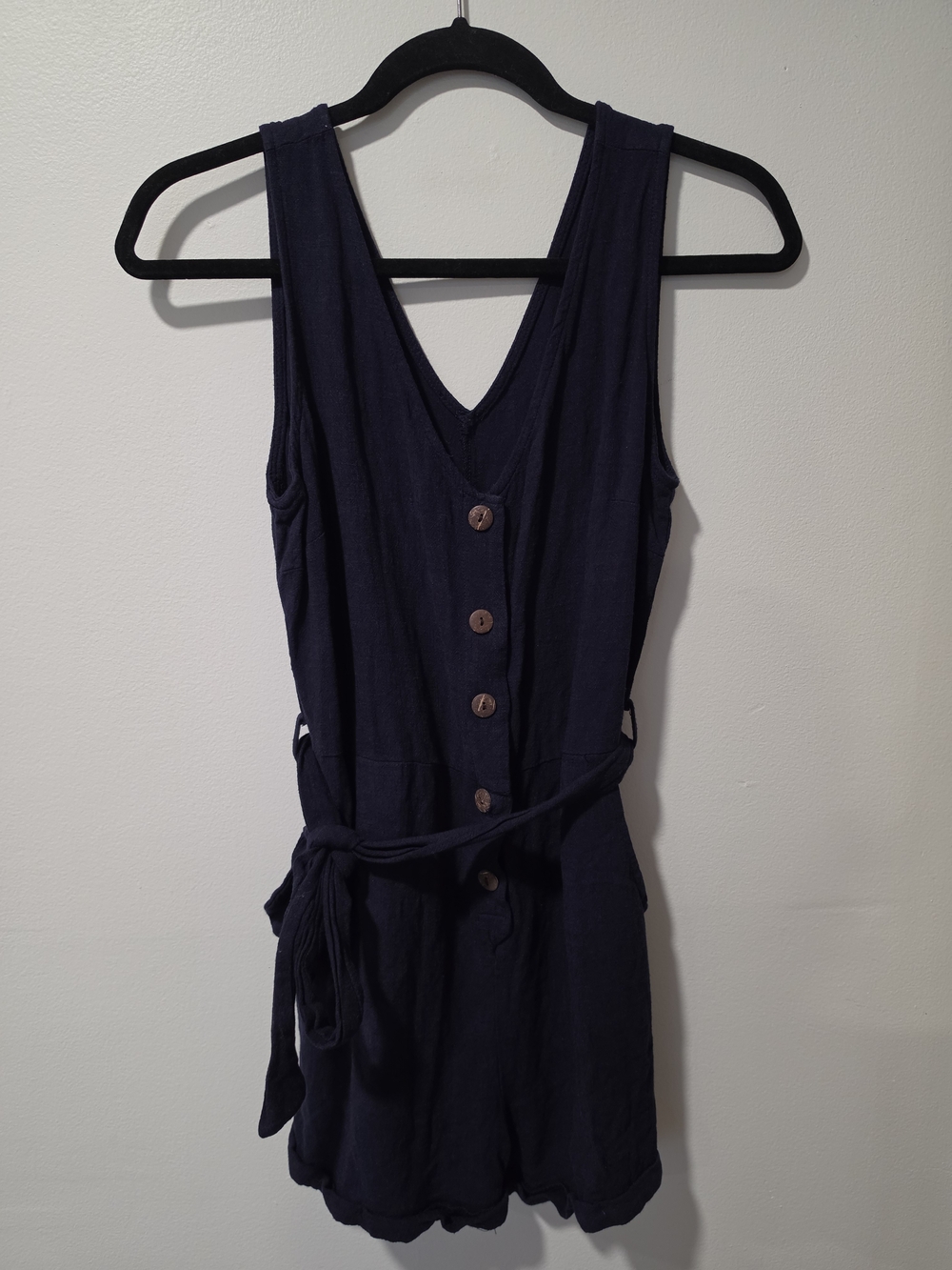 Lovezesent Romper NWOT
